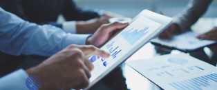 استفاده واقعی از ابزارها و عملکرد کارکنان